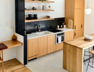 organised kitchen