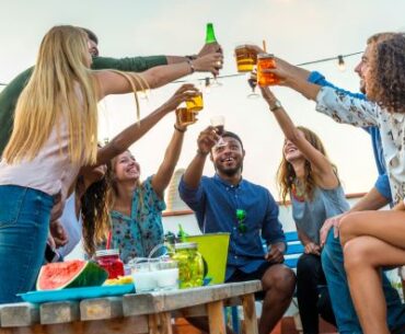 How to Maintain Friendships in Adult Life
