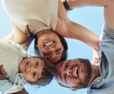 What Makes a Relationship Strong and Long-Lasting